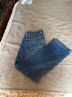 American Eagle Outfitters Blue Denim Jeans with Brown Leather Patch